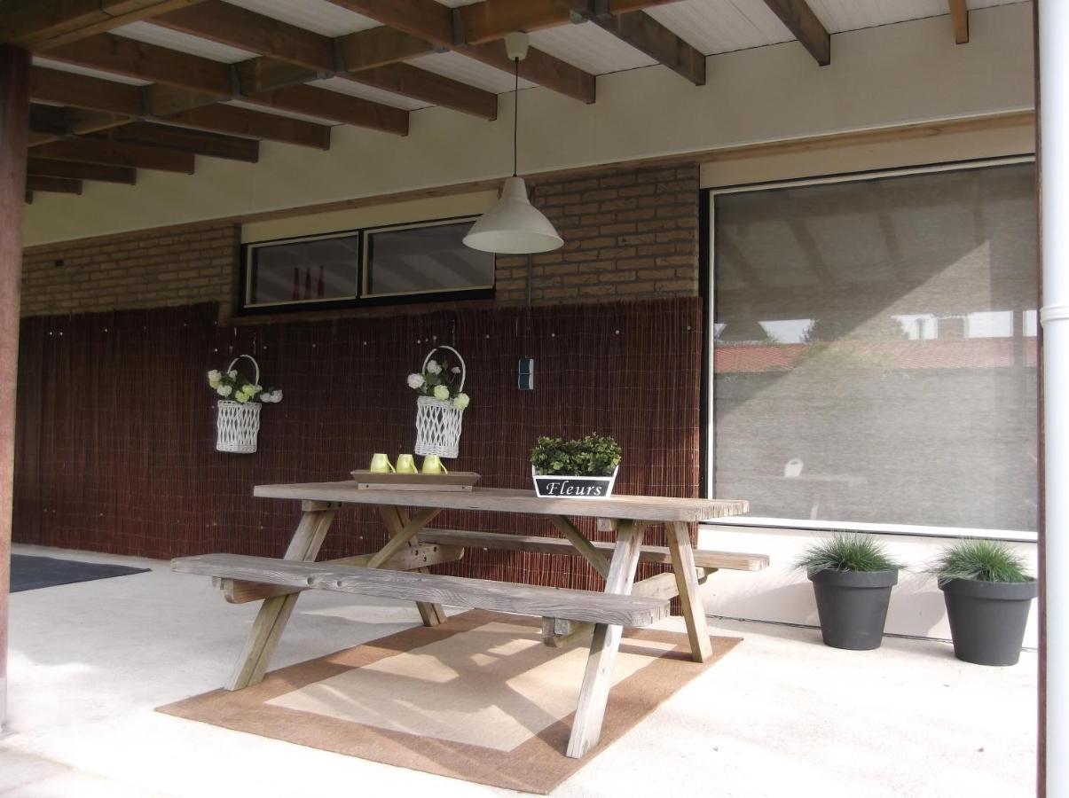 Comfortabel Vakantiehuis Aan Zee En Meer ! 坎珀兰 外观 照片