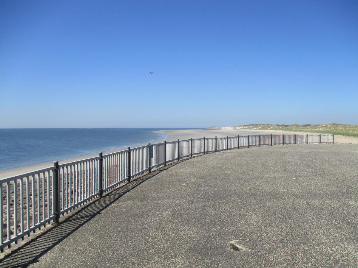 Comfortabel Vakantiehuis Aan Zee En Meer ! 坎珀兰 外观 照片