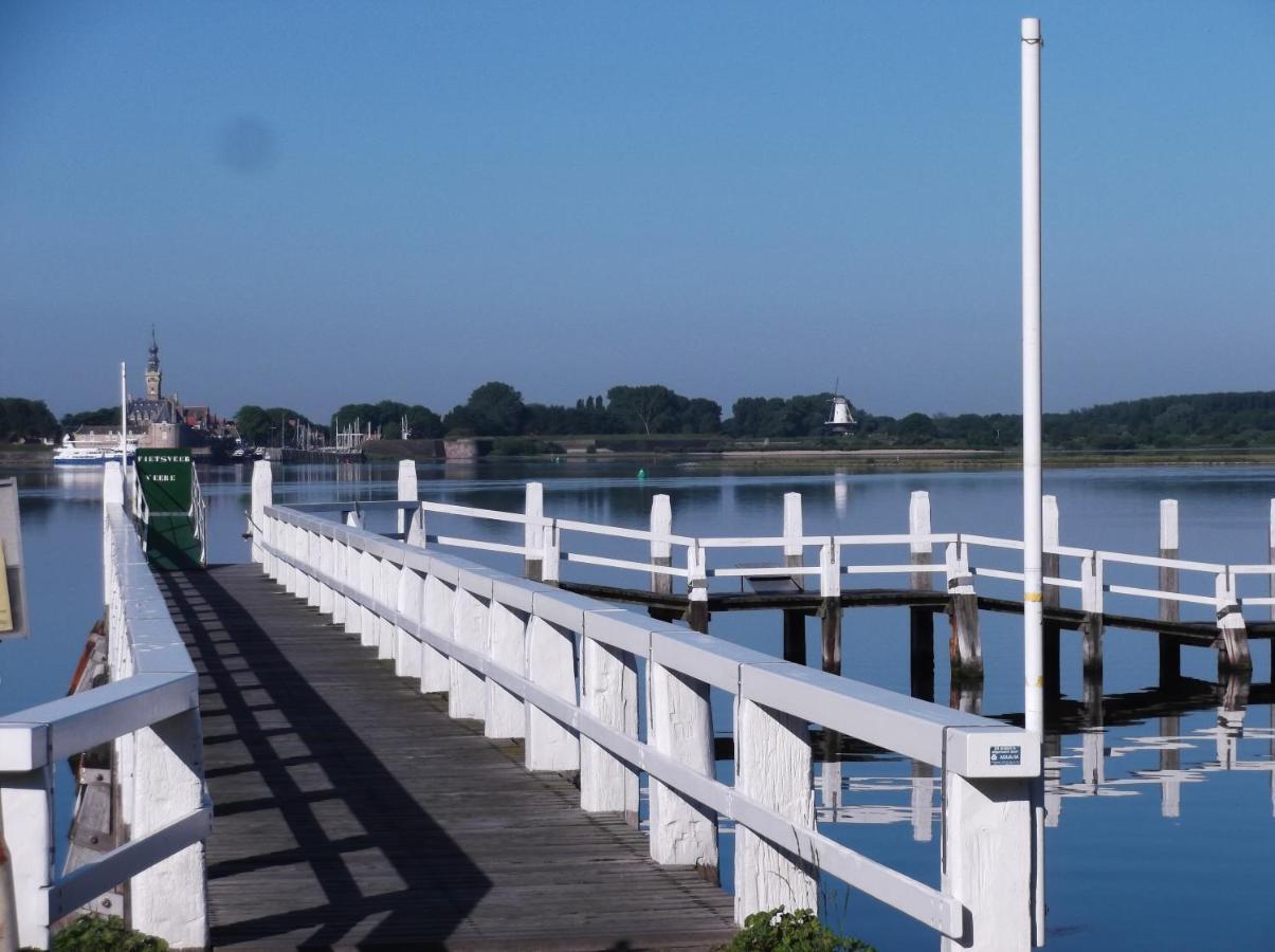 Comfortabel Vakantiehuis Aan Zee En Meer ! 坎珀兰 外观 照片